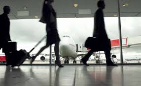 UK plans airline laws to stop Britons from joining ISIS